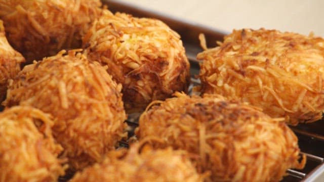 Crunchy Deep-Fried Dishes