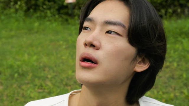 Man who sits and gets hot