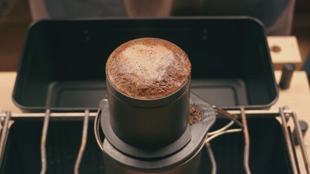 Cappuccino with diminishing foam