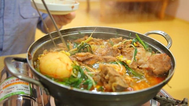 Chopsticks for taking the chives in pork backbone stew