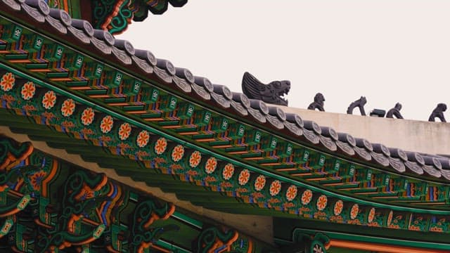 Gyeongbokgung Palace's splendid Dancheong and elaborate sculptures on the roof