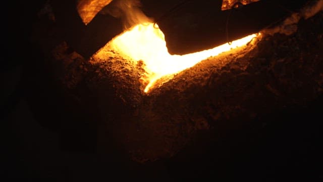 Molten metal pouring in a foundry