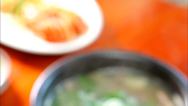 Steaming Hot Seolleongtang