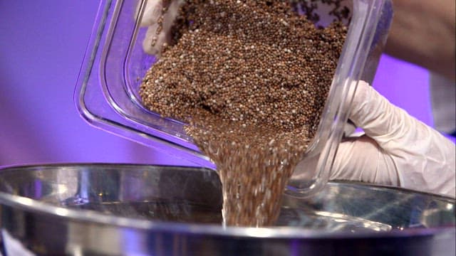 Perilla seed grinding machine