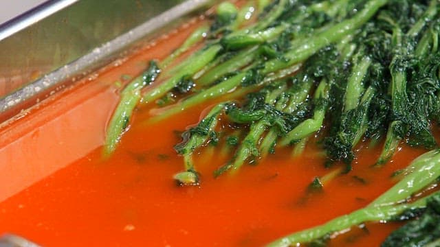 Yeolmu kimchi in red broth