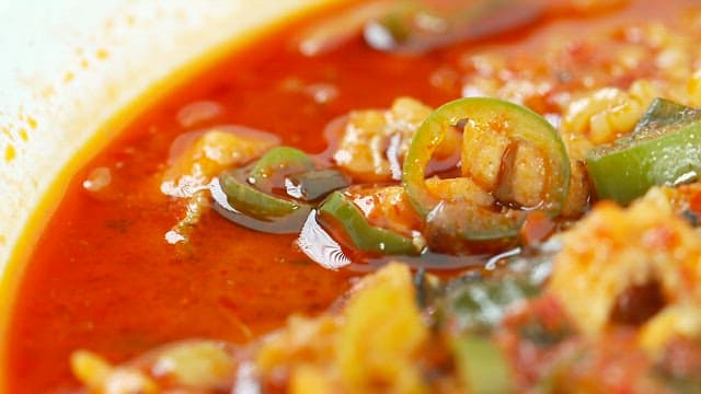 Spicy stew with green onions and eel