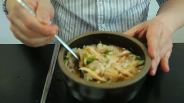 Spicy chicken soup with white rice