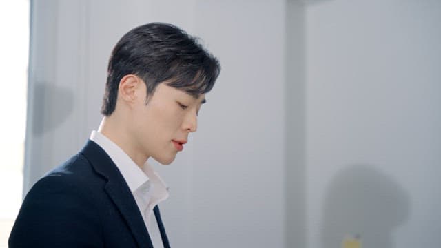 Woman scolded by her boss