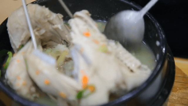 Ginseng chicken soup in a hot pot