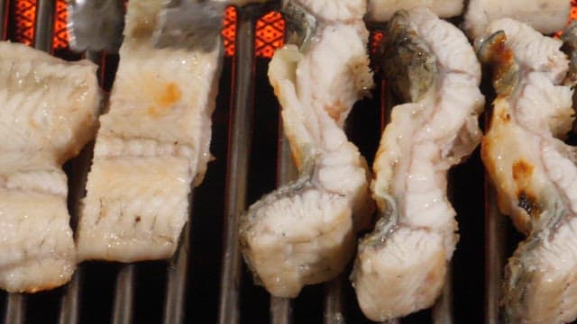 Delicious pieces of eel grilled on the grill