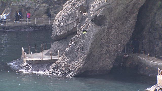Coastal Trail Created Along the Topography of Coastal Cliffs