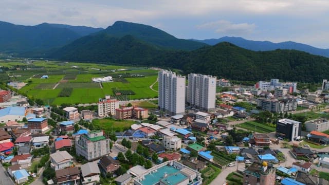 Scenic village nestled in the mountains