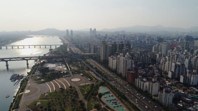 Seoul, the modern city with high-rise buildings and a river