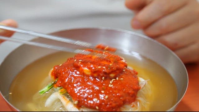 Wheat noodles with boiled egg and marinade