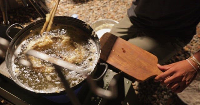 Frying Food in a Sizzling Hot Pan