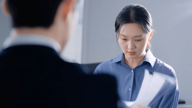 Woman scolded by her boss