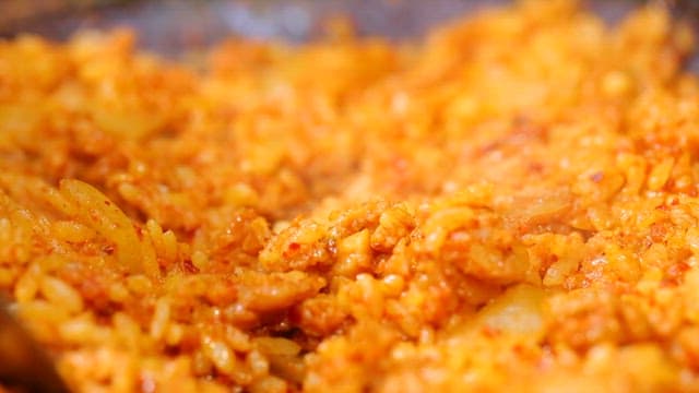 Spicy Fried Rice Wrapped on Seaweed