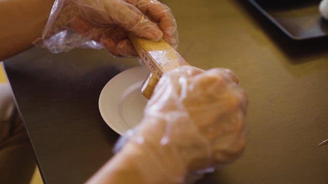 Rice cake Made with a chrysanthemum-shaped Mold