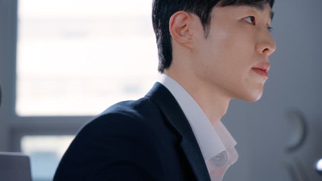 Man working in the office