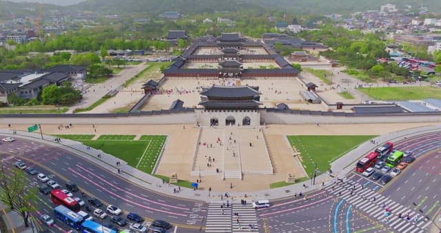View of Gyeongbokgung Palace in harmony with nature