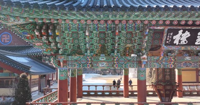 Gorgeous Traditional Architecture of Korean Temple