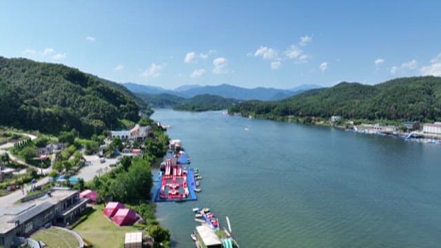 Water leisure activities to enjoy on the river in summer