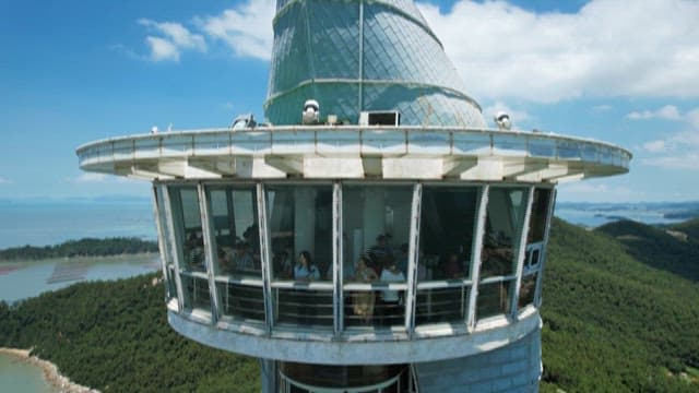 Oceanfront Observatory Tower