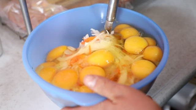 Eggs mixed with chopped vegetables