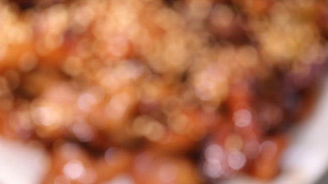 Grilled seasoned pork intestines with sesame seeds