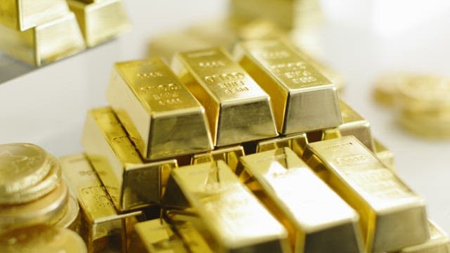 Sparkling Gold Bars Relecting the Light