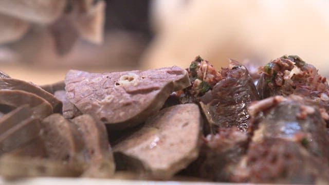 Sundae, lungs, and liver generously plated