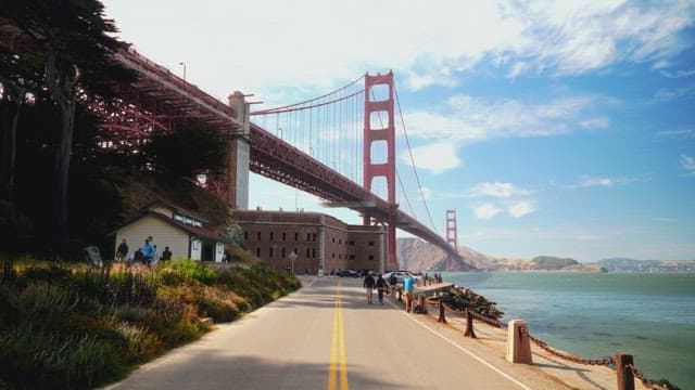 Quiet Riverside Scenery under the Golden Gate Bridge