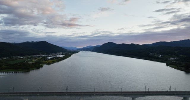 Tranquil river flowing between mountains