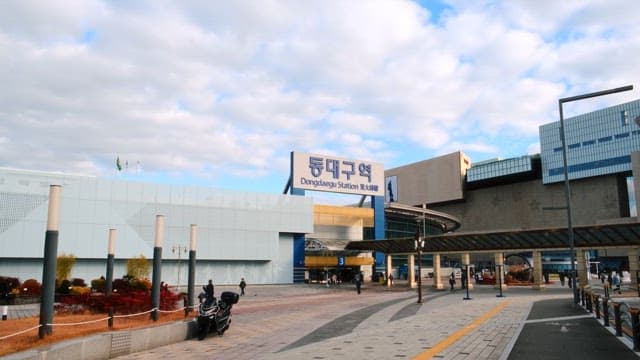 Quiet Morning at Dongdaegu Station