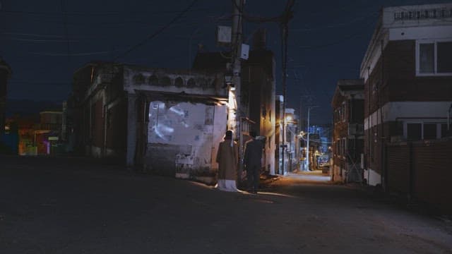 Lovers arguing in a dark residential alley