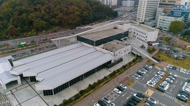 Urban Convention Center