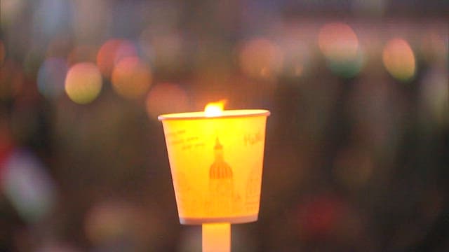 Candlelight Filled with Earnest Wishes