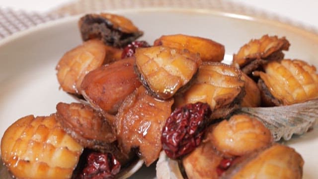 Stewed abalone on a plate